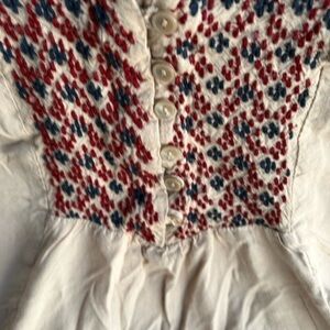 EMBROIDERY GRAPHIC St. John's Bay Red Cream Tunic Top